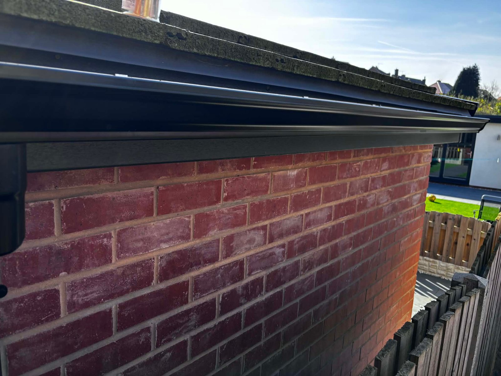 Seamless aluminium gutter installed neatly on property