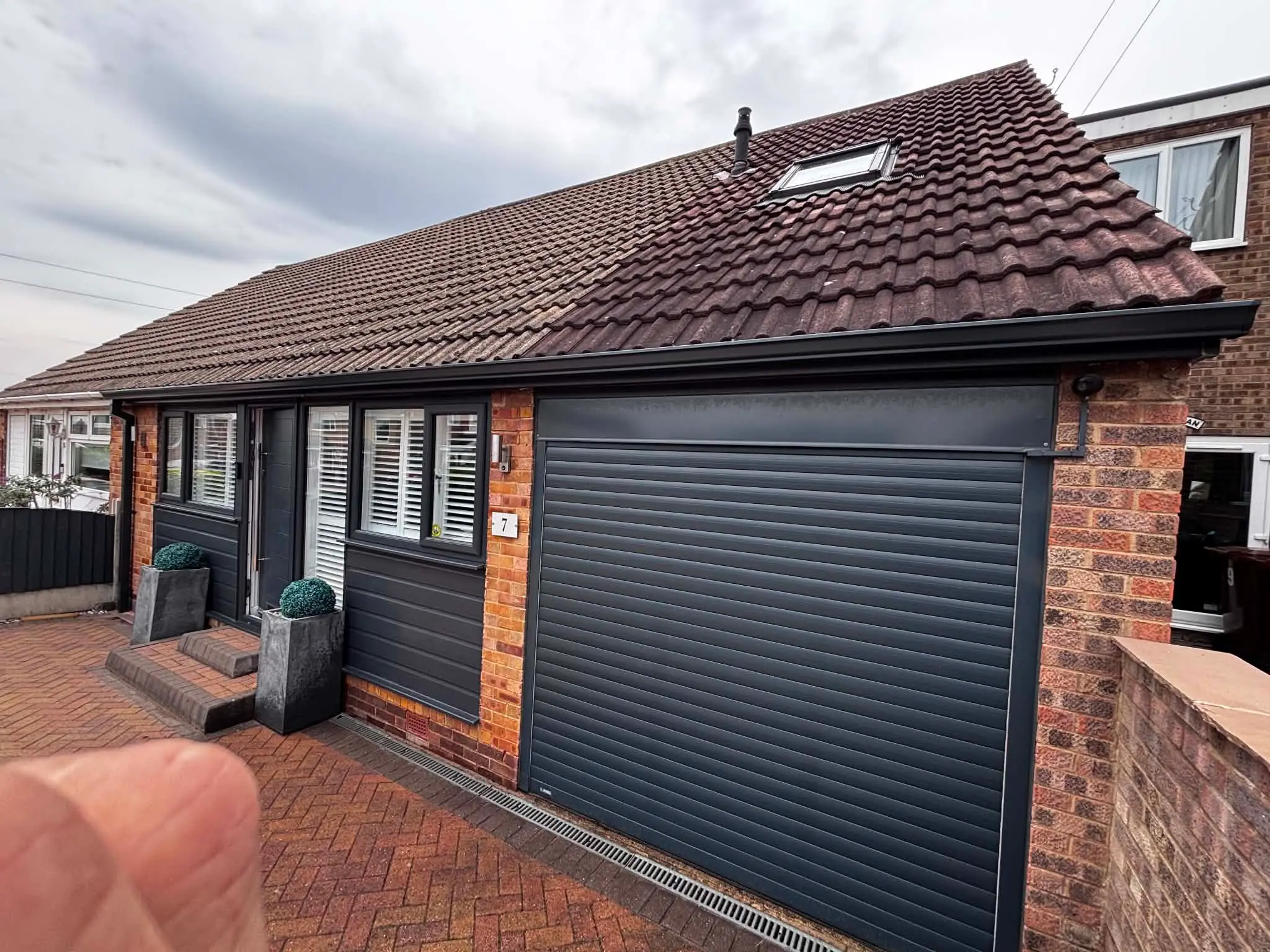Property after seamless aluminium gutter installation